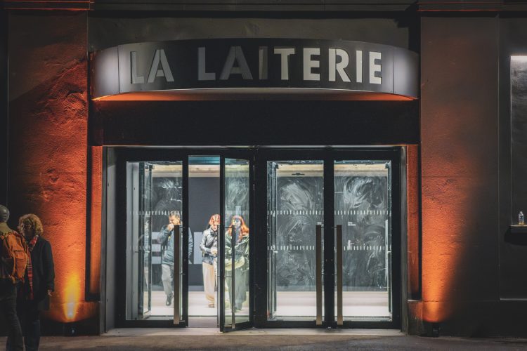 LAITERIE ARTEFACT, facade, public