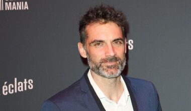 "Contrairement à ce qui a pu être dit…", il tap ...