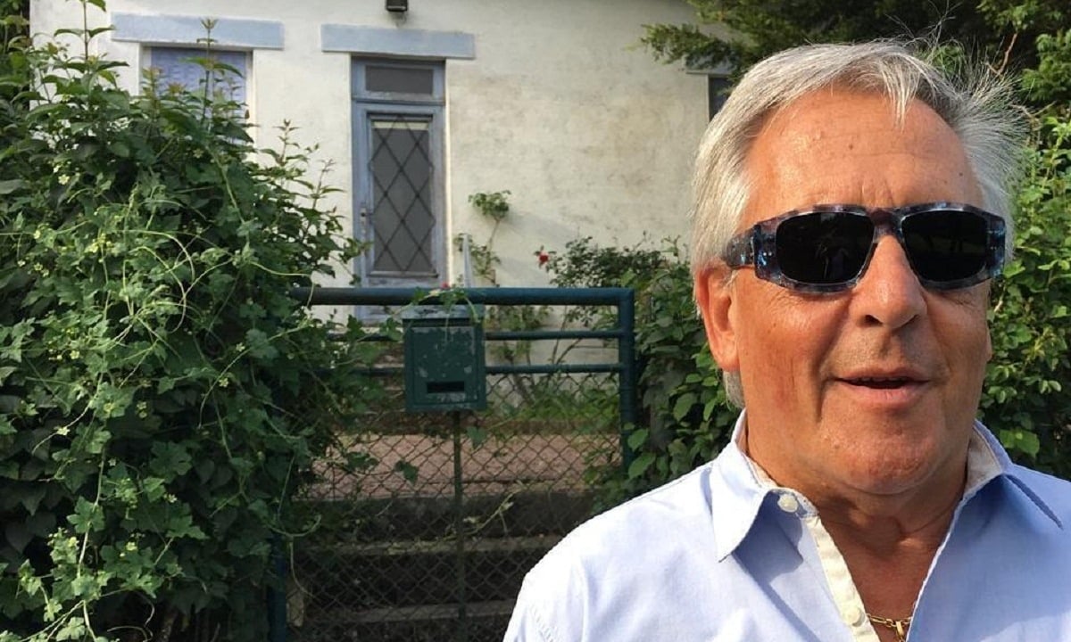 « J’étais condamné à mourir » : Gilbert Montagné revient sur l’erreur médicale à sa naissance qui l'a sauvé... en le handicapant à vie