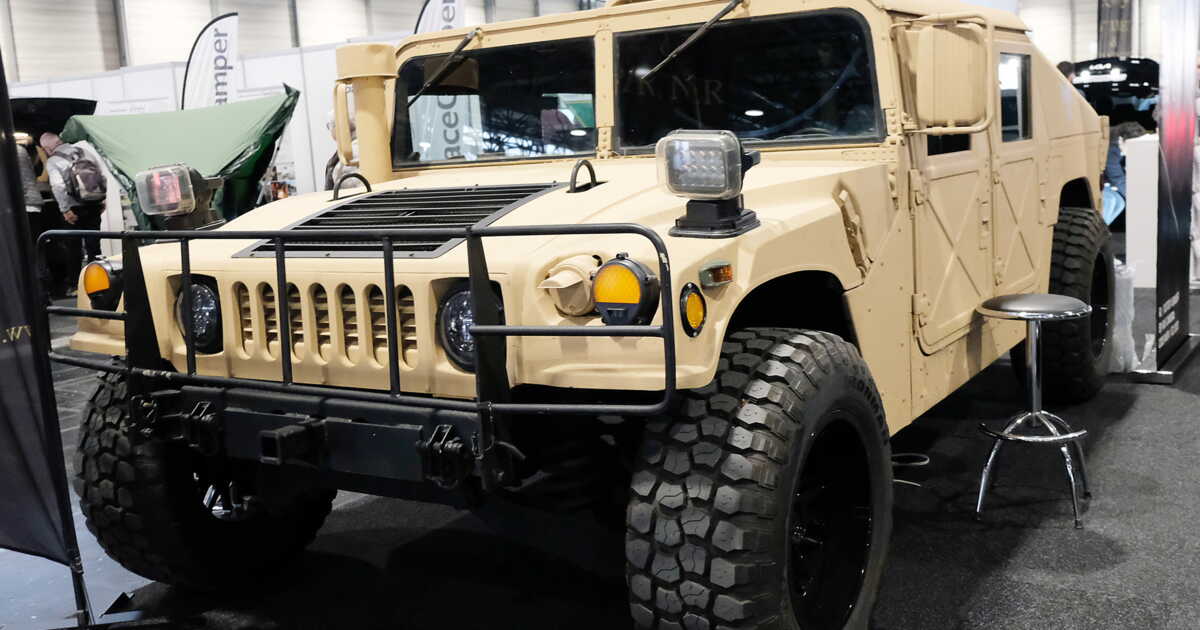 Guerre en Ukraine : le Japon sort-il de sa réserve en fournissant à Kiev des véhicules tout-terrain Toyota HMV ?