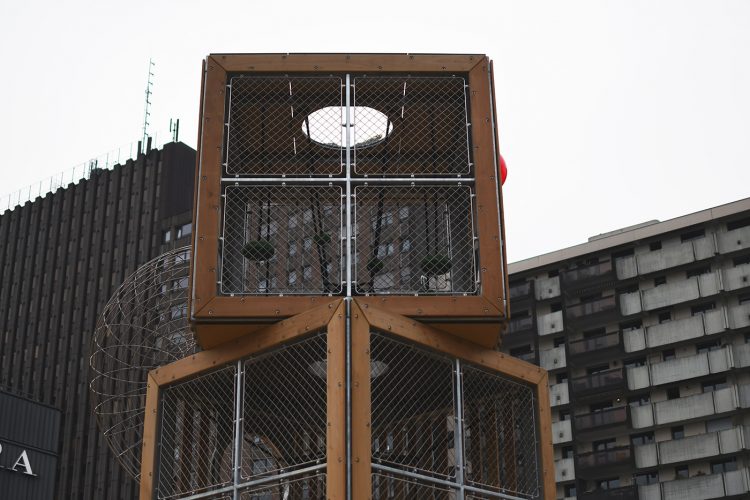 halles (11) aire de jeux