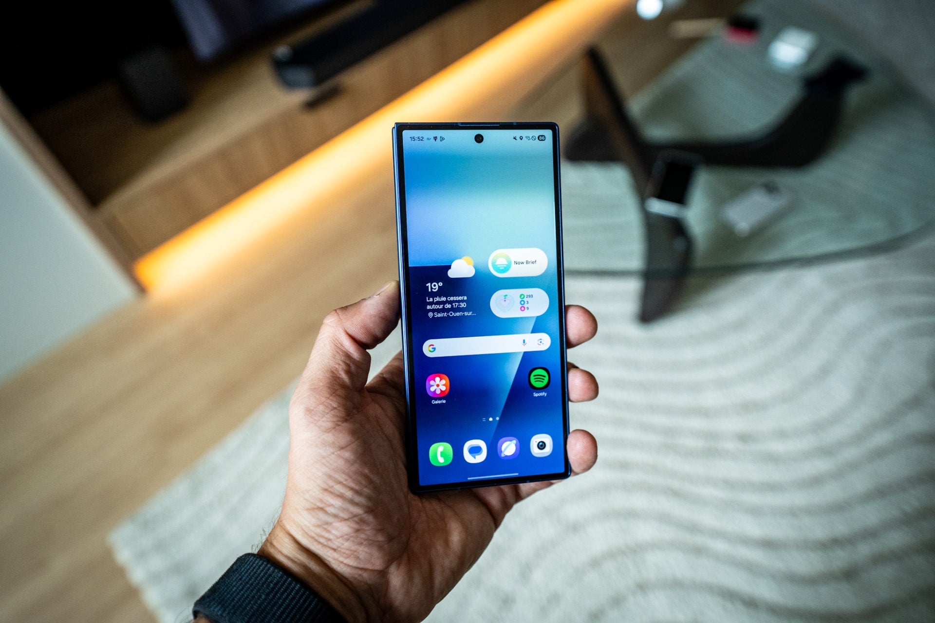 Hands On Samsung Galaxy Z Fold7 Ecran Externe