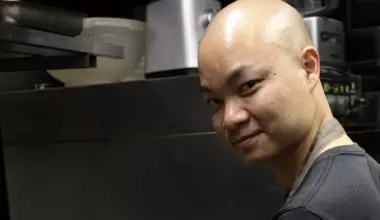 Yuki Fukada s'est installé derrière les fourneaux du restaurant Les enfants terribles à Toulouse. © D.R.