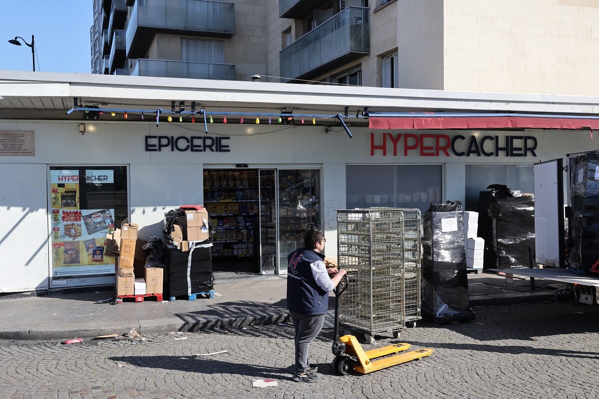 École juive à Montrouge, Hyper Cacher... Des alertes à la bombe ont ciblé plusieurs sites