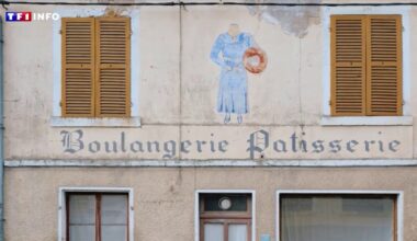 "C'était le lien social qui disparaissait avec ces boutiques", ce photographe sillonne la France pour immortaliser les commerces abandonnés
