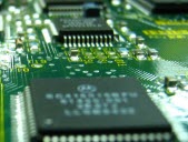 Illustration de semi-conducteurs, puces électroniques (Pixabay, libre de droits).