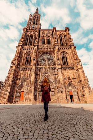 Illustration La cathédrale et ses abords, joyaux de Strasbourg