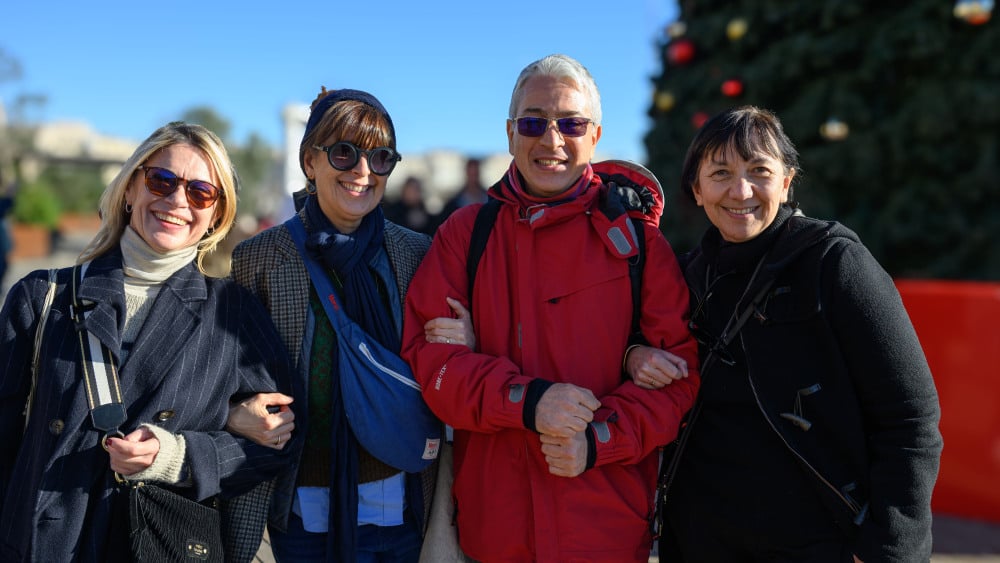 "icone", "femme libre", pionnière de la "cause animale"... reportage à Marseille