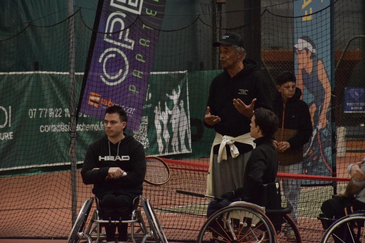 Yannick Noah en Gironde pour lancer le Para Tennis Tour
