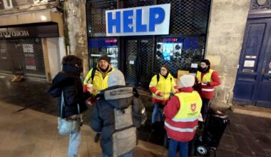 à Bordeaux, un bout de nuit glacial avec les gens de la rue