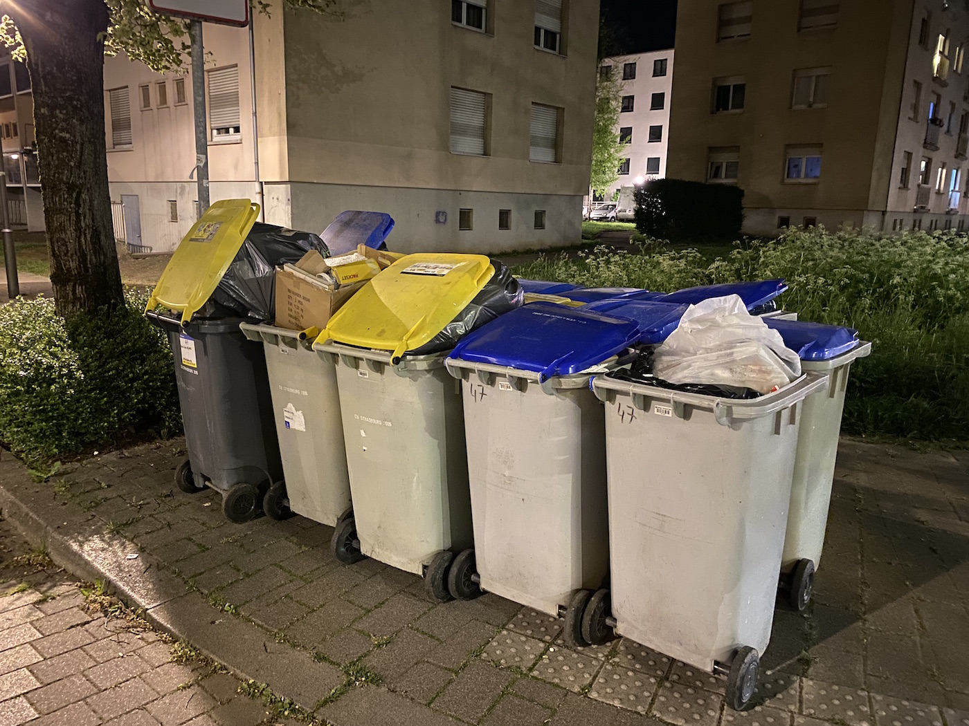 Poubelles grève éboueurs