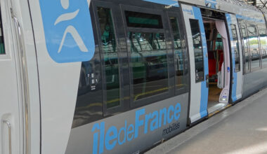 ©Shutterstock - La ligne K dispose de deux trains supplémentaires, en heure de pointe.