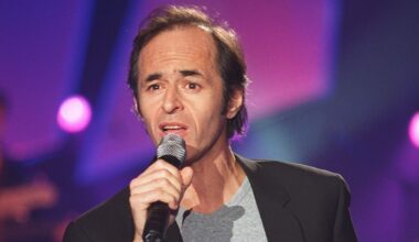 « Il m'a traité de... »