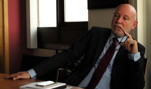 Jean-François Lanneluc est l'ancien chef de cabinet de Roland Ries, alors maire de Strasbourg.