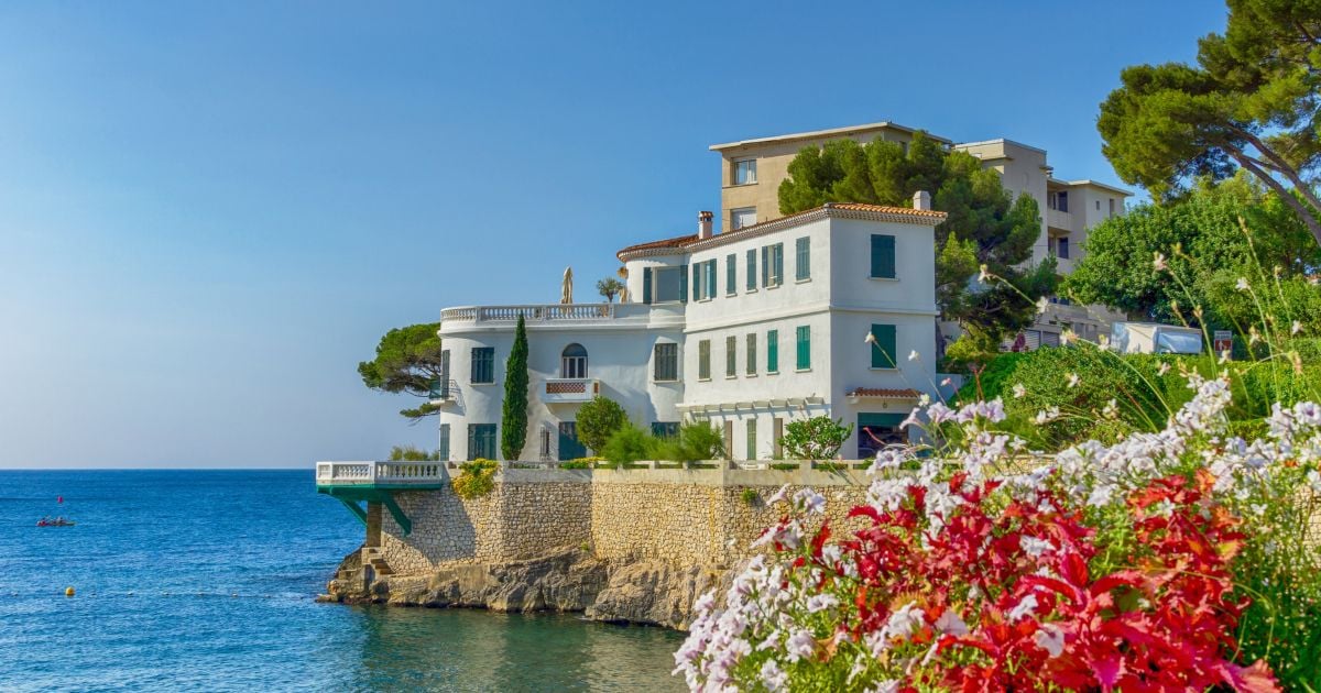 les sublimes propriétés du chanteur