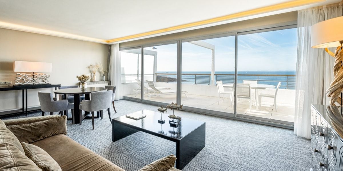 son refuge secret en Bretagne