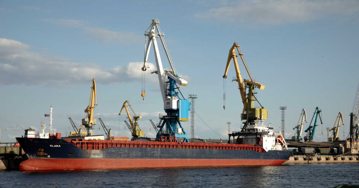 La lutte contre la flotte fantôme russe et ses pétroliers continue en Europe