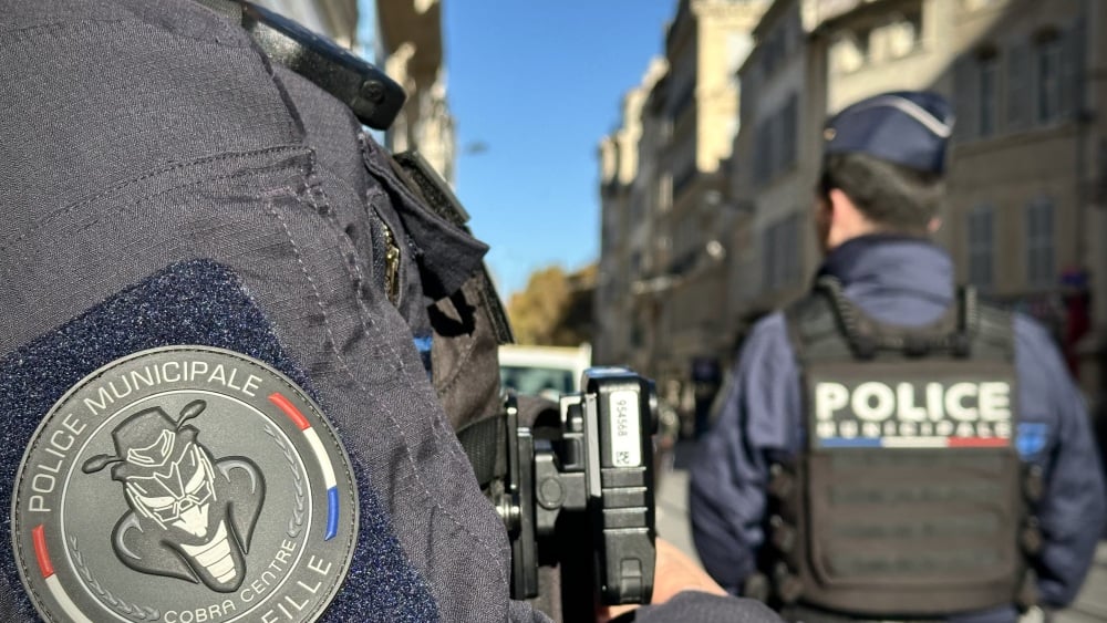 Une femme agresse 6 personnes en moins d'une heure et casse le nez d'une passante sur le Vieux-Port à Marseille