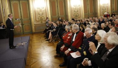 Queues de pie, tenues sollenelles... L'Académie des sciences, lettres et arts a lancé à Marseille son tricentenaire
