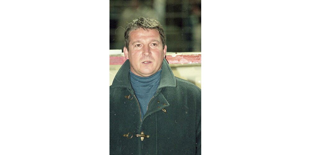 Le 22 mars 1997, Rolland Courbis revient à Picot lors de son second passage sur le banc des Girondins. Les deux formations se séprent sur un score nul (1-1). Photo Roger Claudin