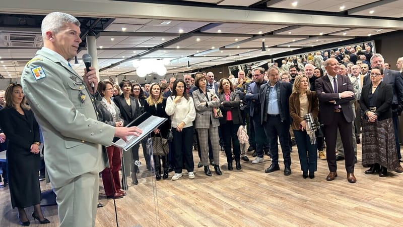 Le général de corps d’armée Yves Métayer, gouverneur militaire de Marseille, lors de sa cérémonie des vœux.