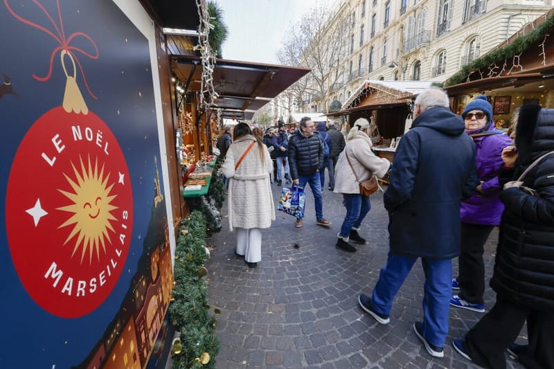 Le marché de Noël et la foire aux santons vivent ce dimanche 3 janvier leurs dernières heures.