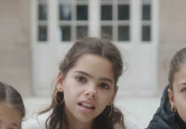 Jamel Debbouze à la Star Academy : sa fille Lila, 14 ans, fait une apparition et elle lui ressemble trait pour trait !