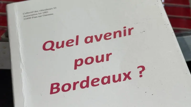 Le livre de Renaud Jean a publié avec le collectif des viticulteurs 33.