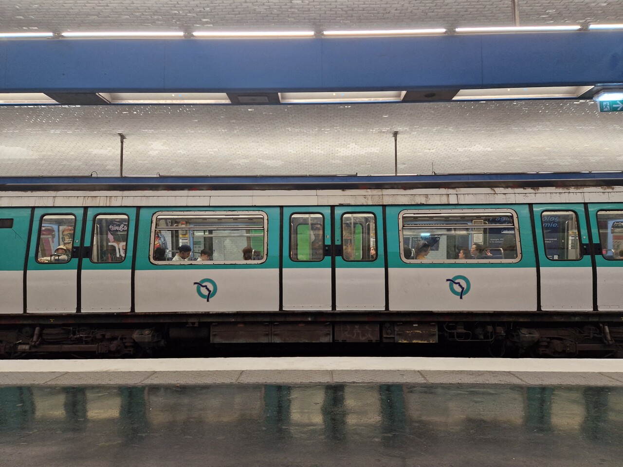 la ligne 8 du métro en partie interrompue dans le Val-de-Marne
