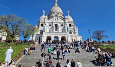 les bonnes sœurs de Montmartre étaient "gavées jusqu'aux vomissements" par la mère supérieure