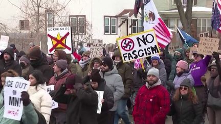 États-Unis : les Américains manifestent contre la police de l'immigration