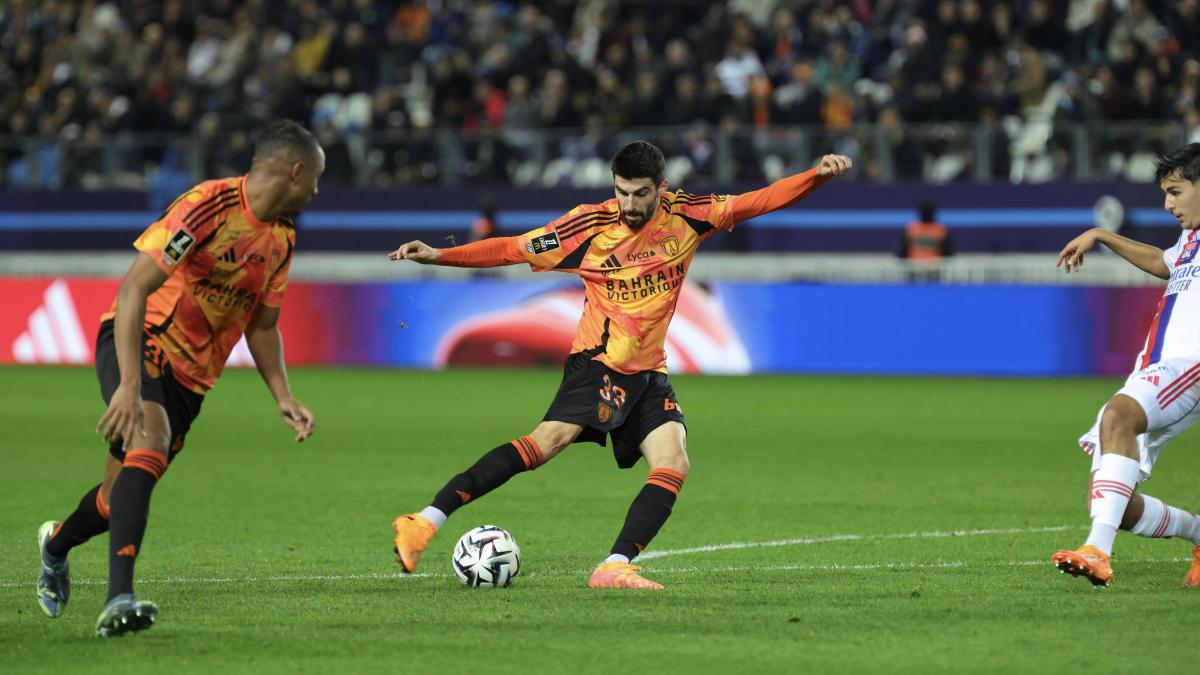 Pierre-Lees Melou forfait pour le derby face au PSG