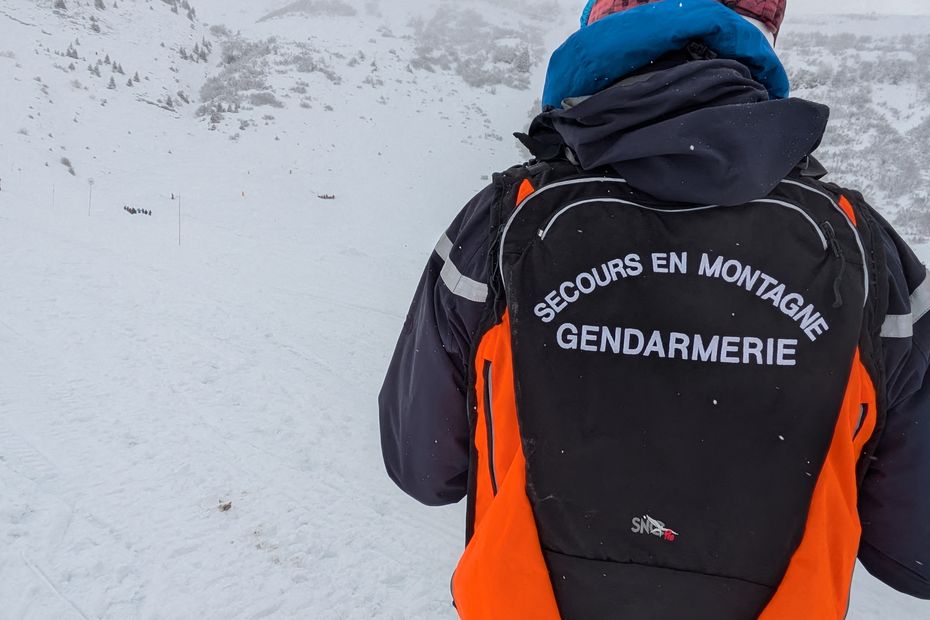 Deux skieurs français sont morts après avoir été ensevelis sous 2,5 mètres de neige lors d'une avalanche à Val d'Isère