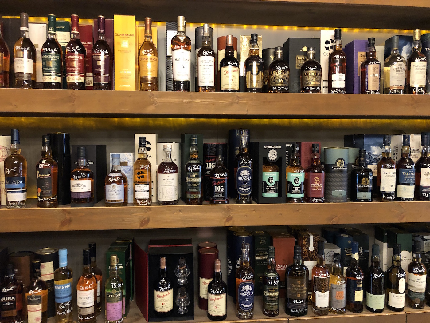 Michel Falck Au millésime Strasbourg caviste strasbourg caviste indépendant Strasbourg Bastien Pietronaveimage00069