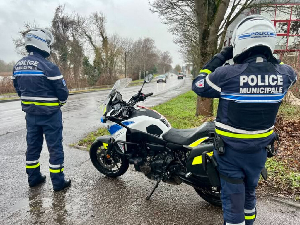 sous stupéfiants, un conducteur de 29 ans explose les compteurs sur un boulevard limité à 50 km/h