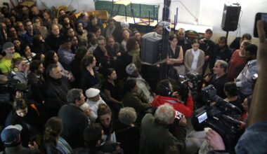 Carnet de campagne | Les questions de la précarité et du logement s'invitent dans les élections municipales à Marseille