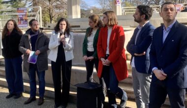 rangée derrière Nathalie Oziol, "la gauche de rupture est en ordre de bataille"