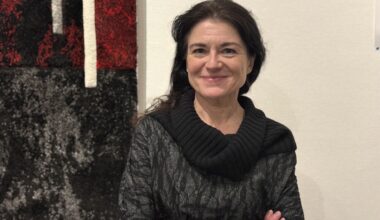 "Grégory Doucet n’existe pas", tacle Nathalie Perrin-Gilbert