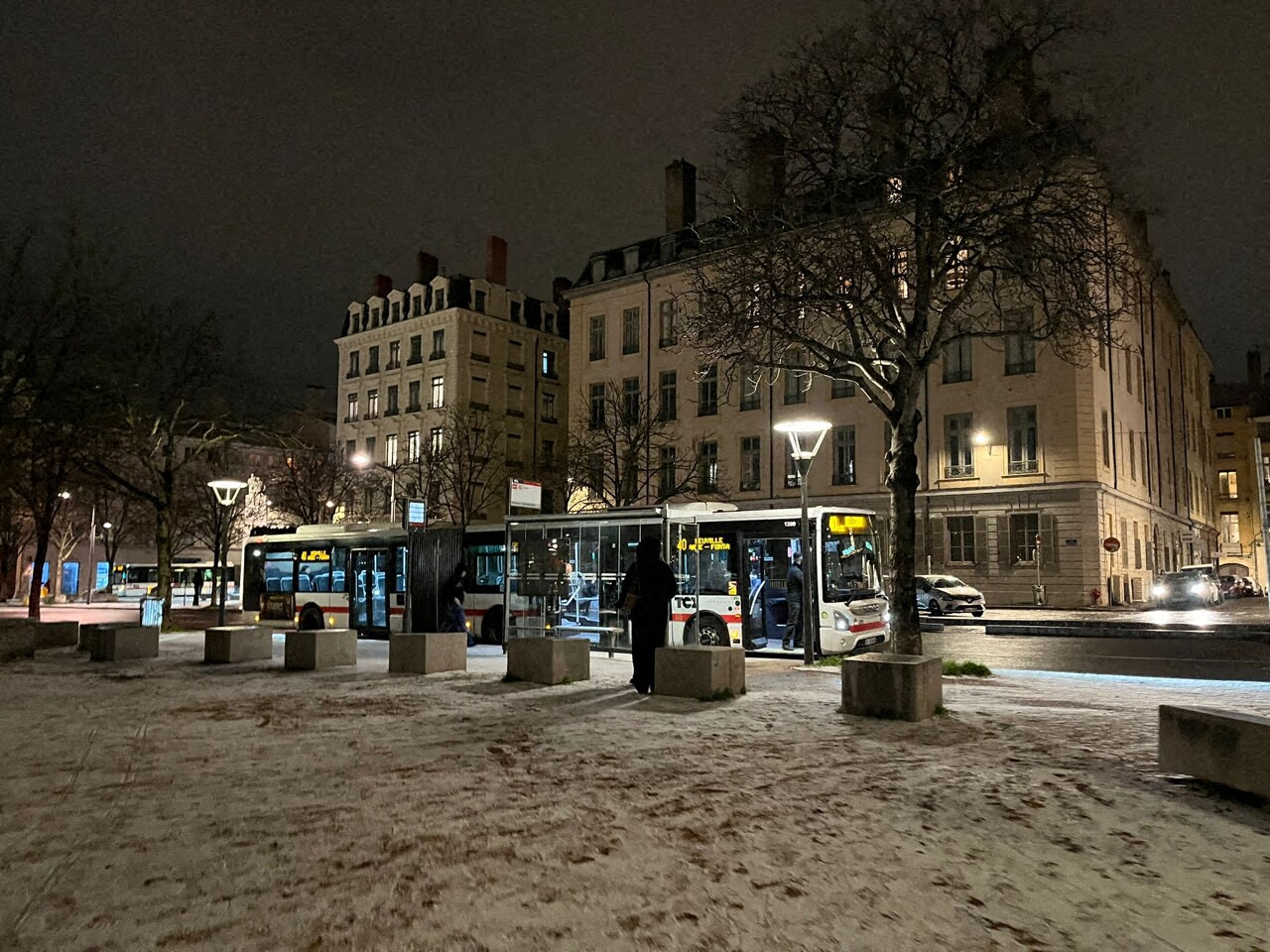 les bus TCL très perturbés, circulation difficile dans le Rhône