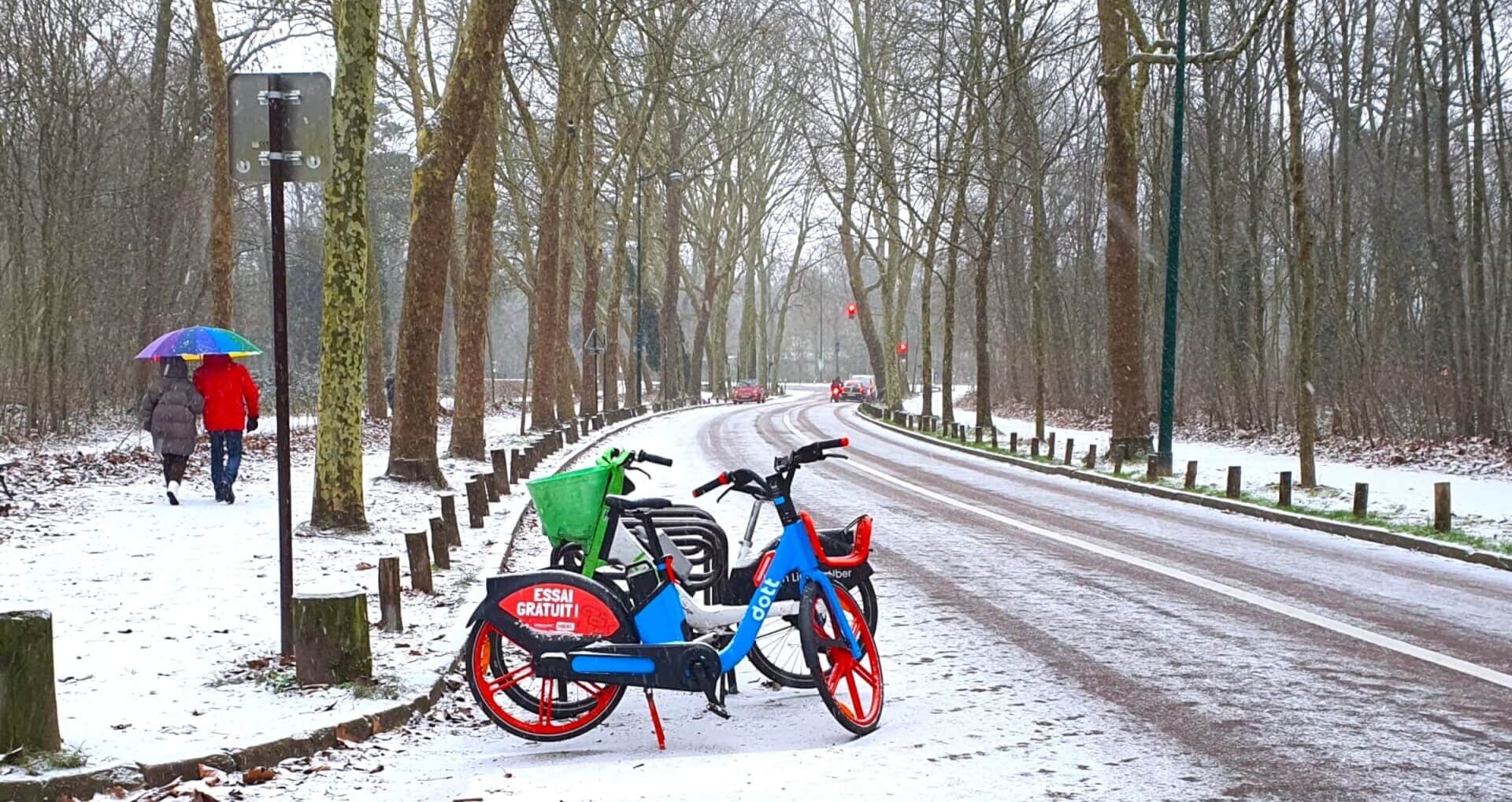 Nouvelle alerte météo orange neige-verglas en Ile-de-France pour mercredi