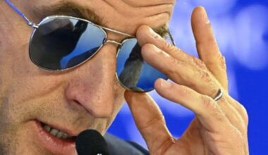 combien coûtent les lunettes de soleil du Président, qui font tant réagir ?