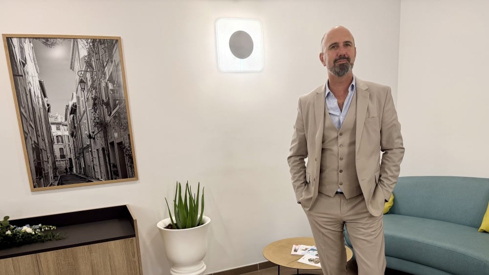 "D'ici 2030, près d'un tiers de la population marseillaise aura dépassé les 60 ans", assure Nicolas Solheim de DomusVi