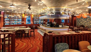 Ce bar-restaurant emblématique de la place de Bretagne rouvre avec un nouveau concept : découvrez-le en images