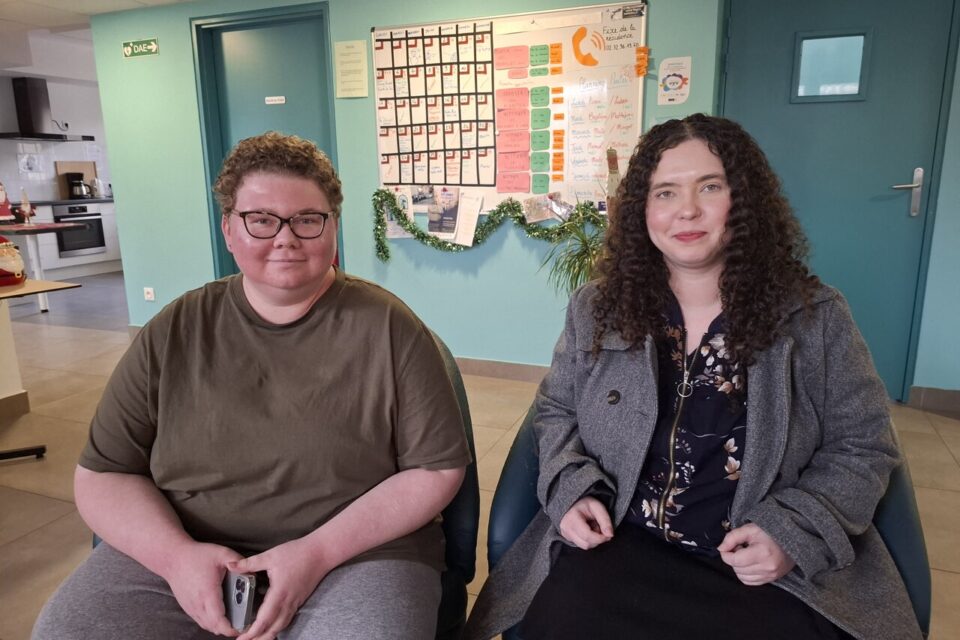 Océane (à gauche) et Margaux (à droite) sont ravies d'avoir participé à la réalisation du court-métrage.