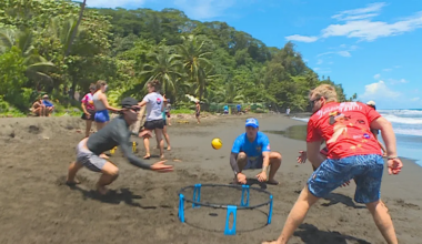 une soixantaine de personnes réunies pour faire du sport sur la plage