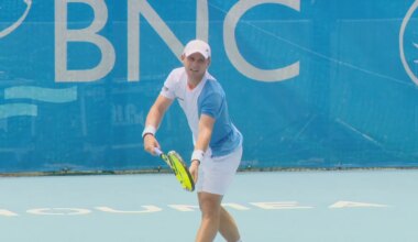 Open de tennis à Nouméa. Clément Tabur fait parler sa puissance et passe en quarts