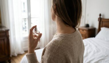 oubliez le cou, cette zone est bien plus efficace pour une tenue longue durée, selon cette experte