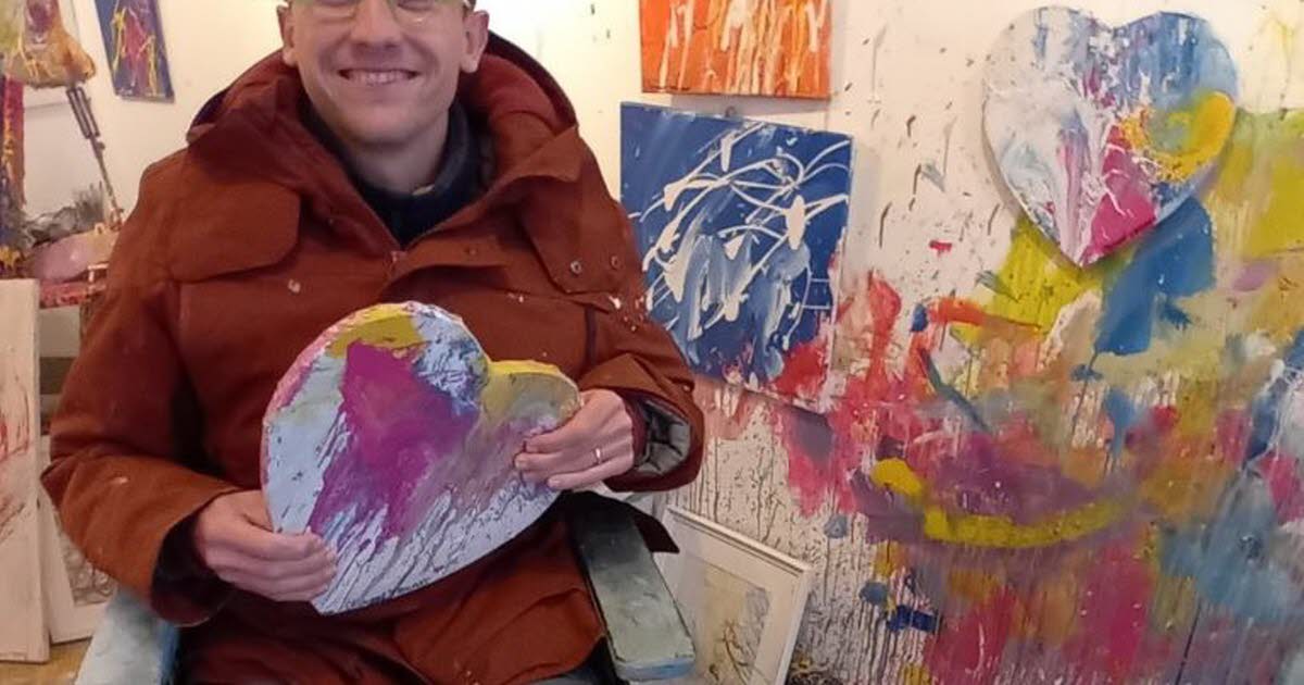 Flavigny-sur-Ozerain. L’artiste peintre Clément Troubat lance des œuvres en « petits formats » pour offrir