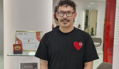 il est le seul Maître artisan coiffeur de Saint-Etienne