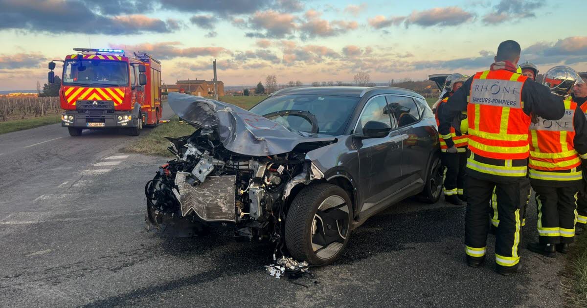Rhône. Quatre blessés dans une impressionnante collision entre deux véhicules au nord de Lyon